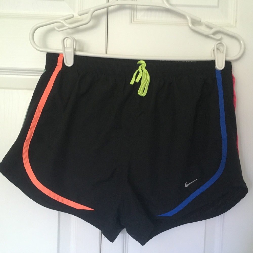 Nike Tempo Running Shorts - Size Medium